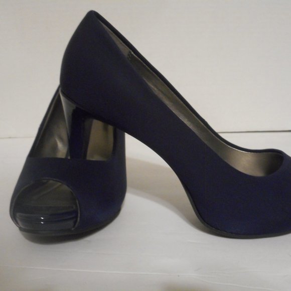 LADIES BANDLINO NAVY OPEN TOED HIGH HEEL SHOES-SZ. 7- 1/2M - Picture 3 of 8